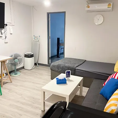 Maxi Mama Room